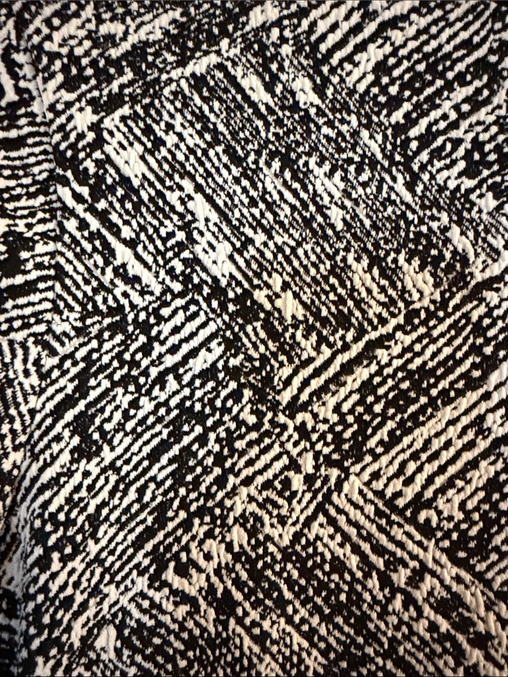 Twenty white jacquard